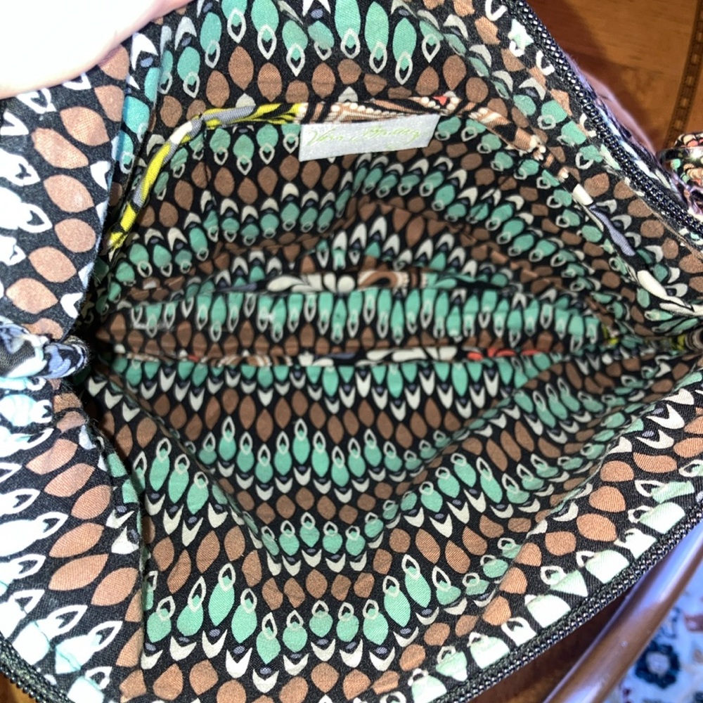 Vera Bradley Colorful Crossbody Bag with Intricate Patterns - Picture 8 of 9